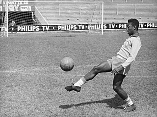 Brazilec Pelé na tréninku b�hem MS 1958 ve �védsku.