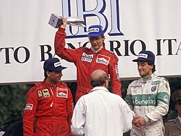 Niki Lauda sv�j comeback zavr�il t�etím titulem mistra sv�ta v roce 1984