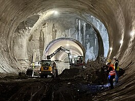 Ve�ejná �ást stanice Pankrác D, pohled sm�r Olbrachtova. (kv�ten 2026)