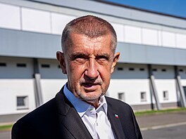 Andrej Babi� ve ��áru nad Sázavou na míst� plánované výstavby rychlobrusla�ské...