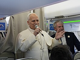 Pape� Lev XIV. v sobotu 6. �ervna zahájil týdenní náv�t�vu �pan�lska. Jde o...