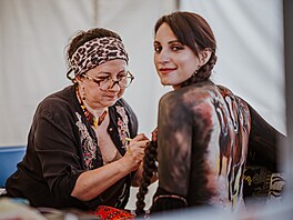 V zámeckých zahradách ve Slavkov� u Brna prob�hl Mezinárodní Festival �ivých...