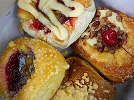 I takhle vypadají Czech kolaches, neboli �eské kolá�e, které m��ete ochutnat ve...