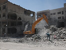 Íránský Teherán po bombardování izraelskými st�elami (8. �ervna 2026)