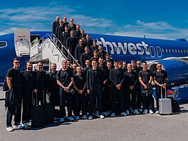 �e�tí fotbalisté se z východního pob�e�í USA, kde ve stát� New Jersey odehráli...