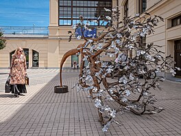 U� 19. ro�ník kulturního festivalu Um�ní ve m�st� zahájili um�lci a socha�i...