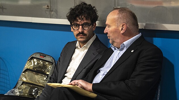 U obvodn�ho soudu pro Prahu 9 v kauze Dozimetr vypov�d� kandid�t na prim�tora Adam Scheinherr. (9. �ervna 2026)