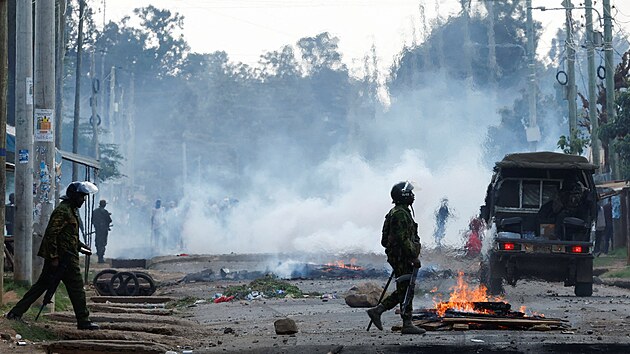 Protesty proti pl�nu karant�ny pro pacienty s ebolou v ke�sk�m m�st� Nanyuki (9. �ervna 2026)