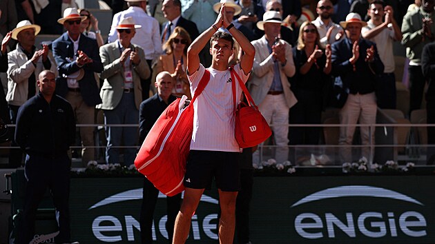 Jakub Men��k se po konci na Roland Garros lou�� s francouzsk�m publikem.