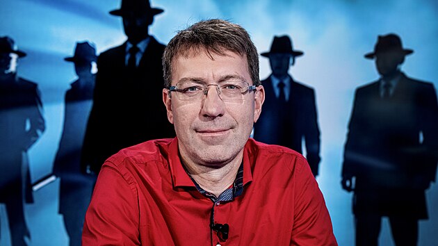 Hostem po�adu Rozst�el je Ji�� Hynek, investigativn� report�r, Odkryto.cz