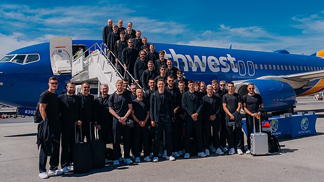 �e�tí fotbalisté se z východního pob�e�í USA, kde ve stát� New Jersey odehráli...