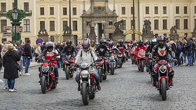 Z �esk� vyj��ky �We Ride As One�