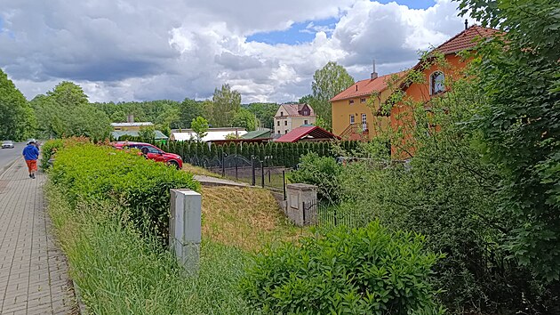 D�m, kter� v souvislosti s n�lezem ��sti lidsk�ho t�la prohled�vali kriminalist�, stoj� v ��sti Kyn�perka Doln� Pochlovice.