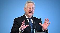 �eský ministr obrany Jaromír Z�na se v Berlín� setkal se svým n�meckým...