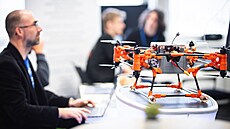 Detailní záb�r na p�izp�sobený dron, který je jedním z hlavních lákadel...
