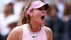 Mirra Andrejevová b�hem finále Roland Garros