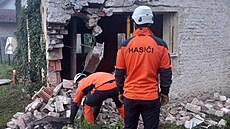 Nehoda v �at�anech na Brn�nsku skon�ila nárazem osobního auta do neobydleného...