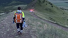 Na vrchu Raná na Lounsku v pond�lí ve�er havaroval paraglidista.