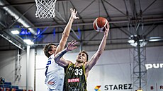 Opavský Jakub Slavík nají�dí do ko�e.