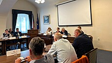 Opozice v T�eboni si vy�ádala svolání mimo�ádného zasedání zastupitelstva. Téma...