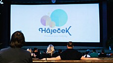 Letní kino Háje�ek stojí u soutoku Vltavy a Mal�e u historického centra �eských...