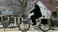Elektrokolo z roku 2010. Za �estnáct let se zm�nil design, výkony i technické...
