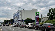 U benzínek v Rusku stojí dlouhé fronty, v�tí nedostatek paliva
