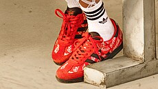 Nová kolekce Adidasu a Coca-Coly pro nadcházející MS ve fotbale navazuje na...