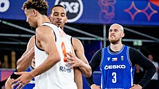 �eský basketbalista Luká� Stegbauer na MS ve 3x3 po zápase s Nizozemskem...
