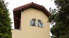 D�m je kombinací staré a nov�j�í zástavby, dnes v�echno p�kn� ladí dohromady.