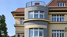 Vilu navrhli a postavili architekti Tomá� Pra�ák a Pavel Moravec, kolaudace...