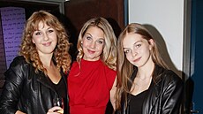 Sabina Laurinová a její dcery Valentýna Vojtková a Maja Kameníková (16. zá�í...