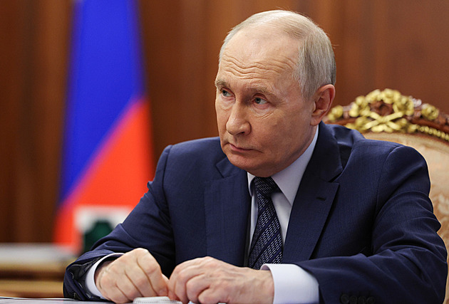 Putin calls first Duma elections since Ukraine invasion; commission urges compliance