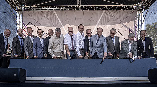 Konečná metra D se má jmenovat Prameny, nikoliv Depo Písnice, doporučila komise
