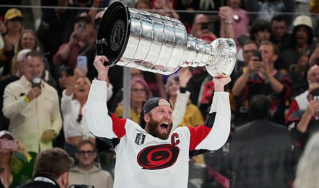 NHL Champion Staal Broke Records and Imitated His Brother