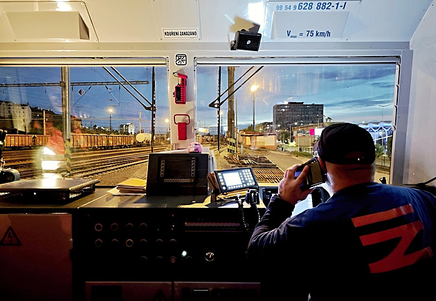 Významný pražský tunel jsme museli projet v noci. Dostal praktické vylepšení