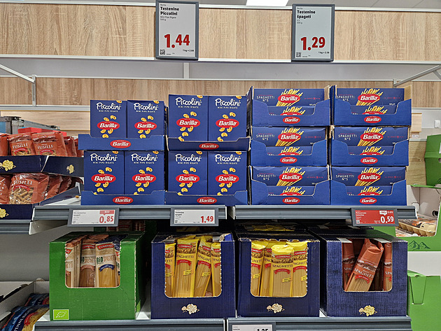Navštívili jsme slovinské supermarkety. Kolik stojí nákup na severu i u Jadranu?