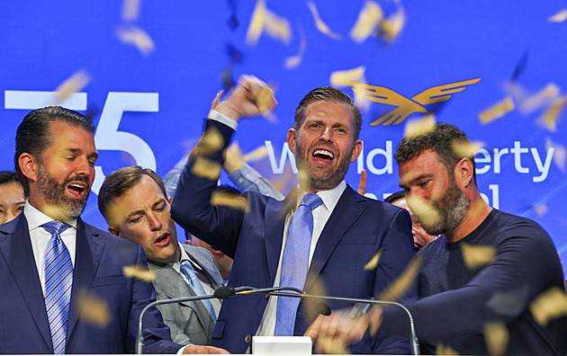 Trumpova rodina vydělala na kryptu půl miliardy dolarů. Osta