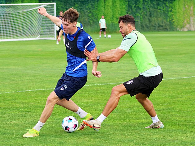 Ostrava antrenörü Roman Skuhravý: Zorlu, kendine güvenen, agresif futbol oynamak istiyorum