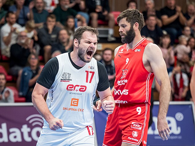 NBL Finalleri, beşinci maç: Nymburk basketbolcuları Pardubice'yi 92:71 mağlup etti
