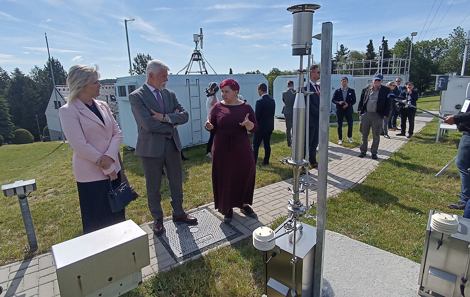 Prezident Pavel na Vysočině probírá dostavbu Dukovan a zavítá na dronový polygon