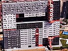 D�m s ob�í dírou uprost�ed. Madridský Mirador pat�í k nejodvá�n�j�ím stavbám ve...