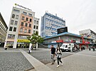 Velkoplo�ná LED obrazovka na st�e�e budovy v centru Ústí nad Labem. (12. �ervna...