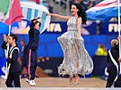 Zahajovací ceremoniál v Los Angeles p�ed zápasem domácích USA s Paraguayí. Na...