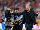 Carlos Queiroz b�í za fanou�ky Ghany slavit vít�zství nad Panamou.