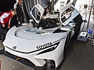 Petr Pavel nav�tívil slavný 24hodinový závod v Le Mans.