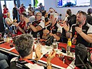 Petr Pavel nav�tívil slavný 24hodinový závod v Le Mans.