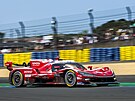 Posádka vozu �íslo 7 ve slo�ení Mike Conway, Kamui Kobaja�i a Nyck de Vries...