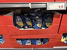 Bramborové chipsy Snack Day stojí v chorvatském Lidlu 1,15 eura (p�ibli�n� 28...