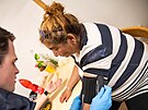 Studenti ze spolku Medici na ulici plní léka�ské poslání u� nyní. Pro n�které...
